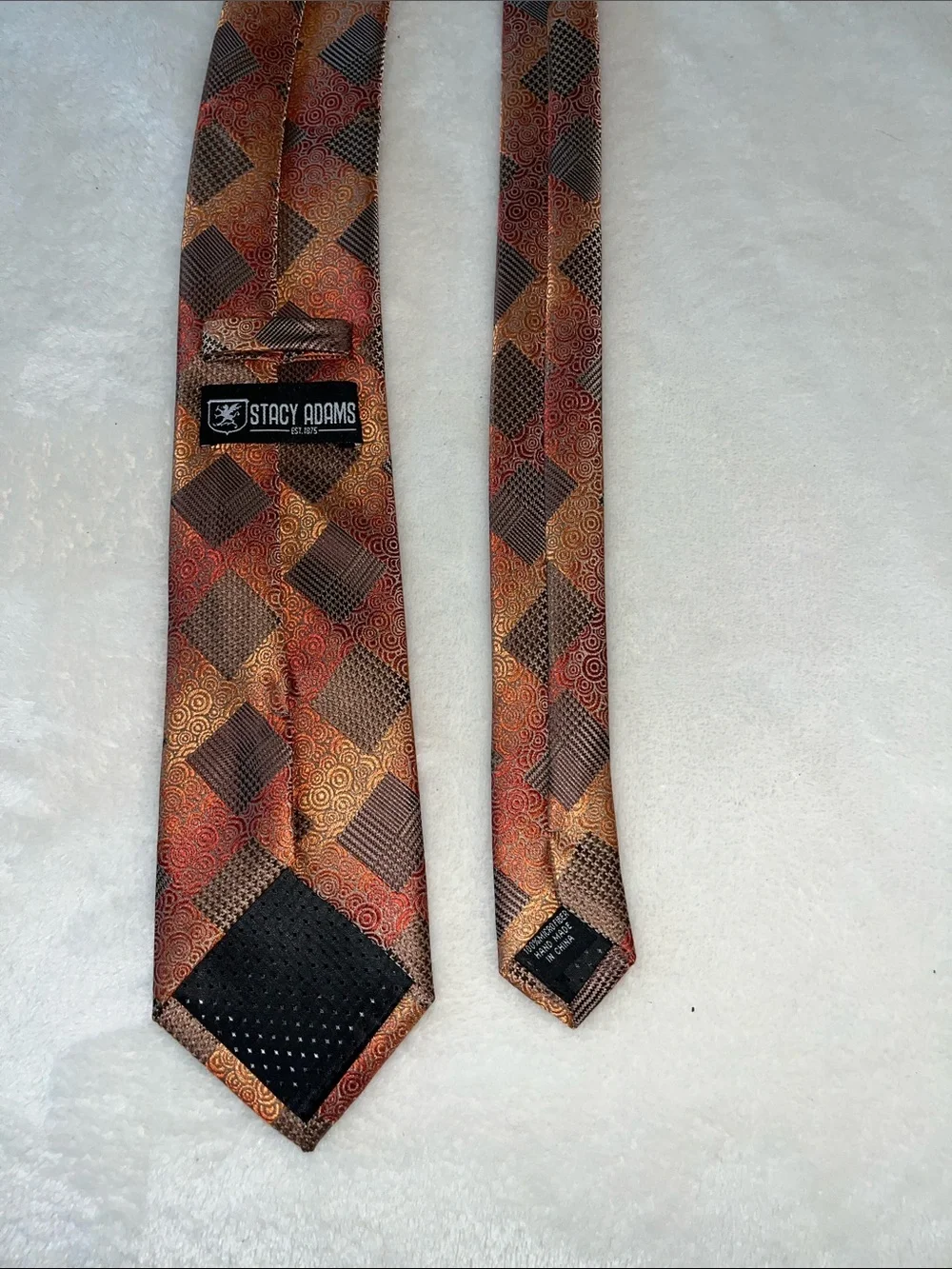 Stacy Adams Rust and Brown Geometric Diamond Tie